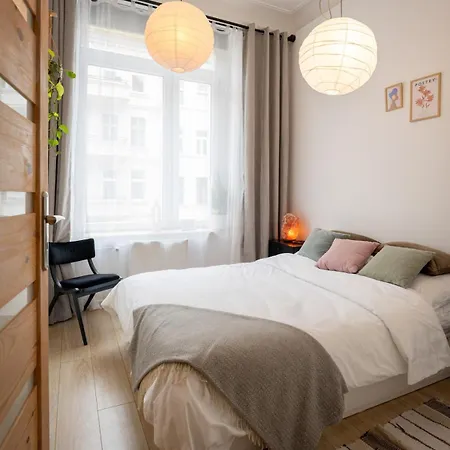 Apartmán Cozy Loft Old Town Properunit *