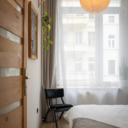 Cozy Loft Old Town Properunit Apartmán